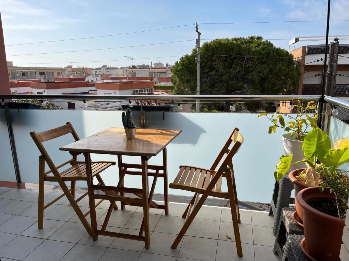Atico En Cubelles Playa Apartment Exterior photo